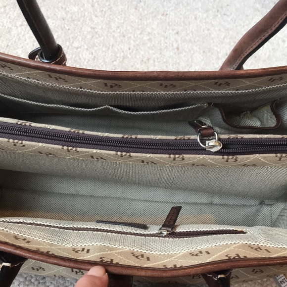 Dooney & Bourke Logo Tote Bag - Picture 7 of 10